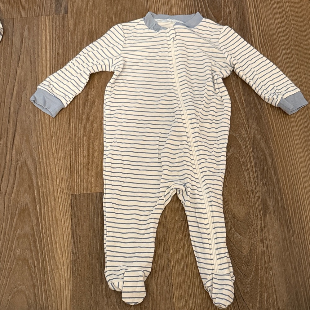 NWOT Milkberry unisex striped bamboo viscose footie